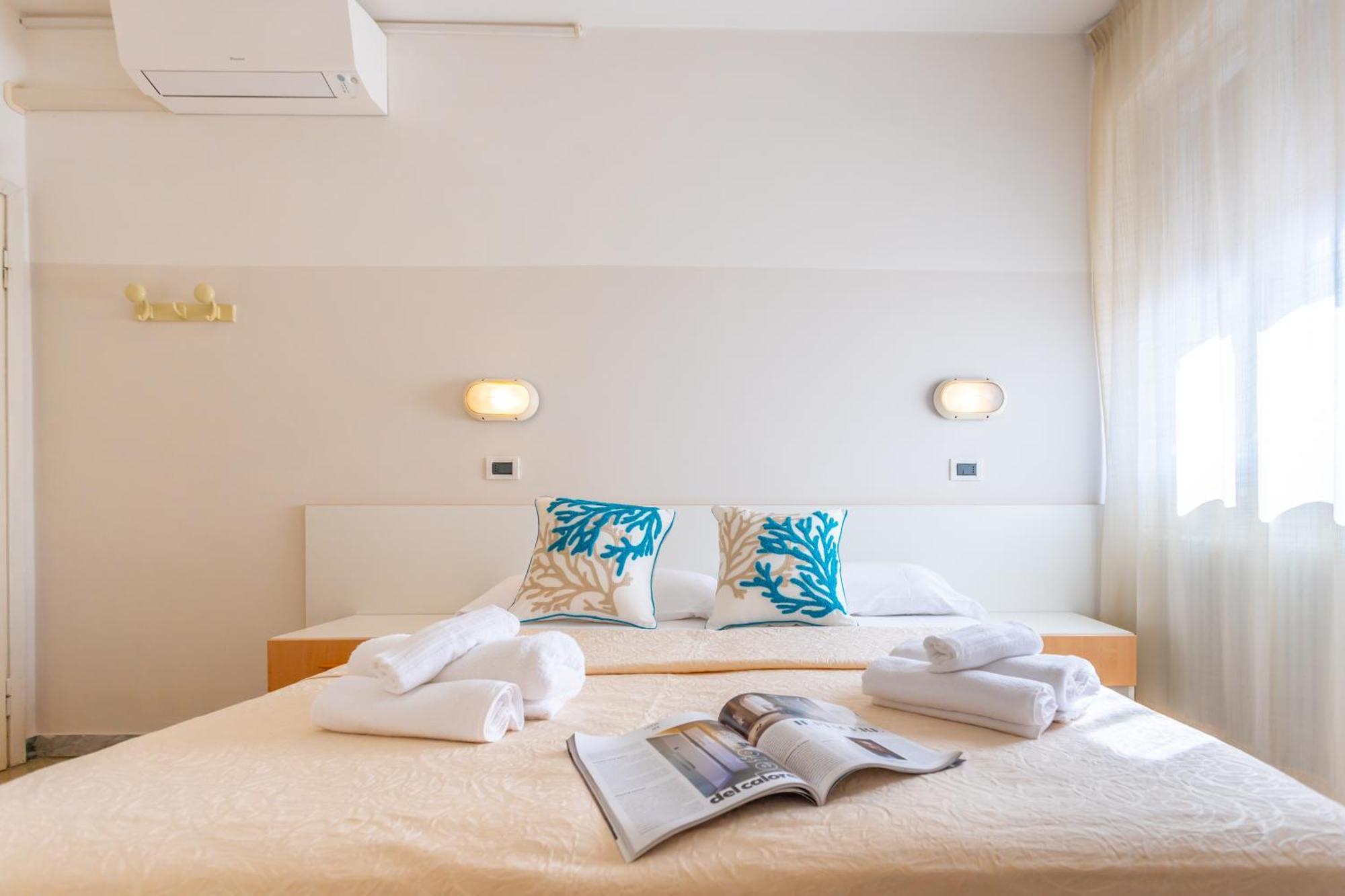 Hotel Selene - Vista Mare Riccione Dış mekan fotoğraf