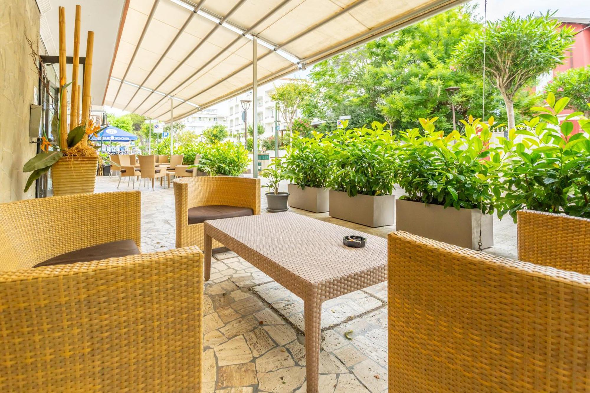 Hotel Selene - Vista Mare Riccione Dış mekan fotoğraf